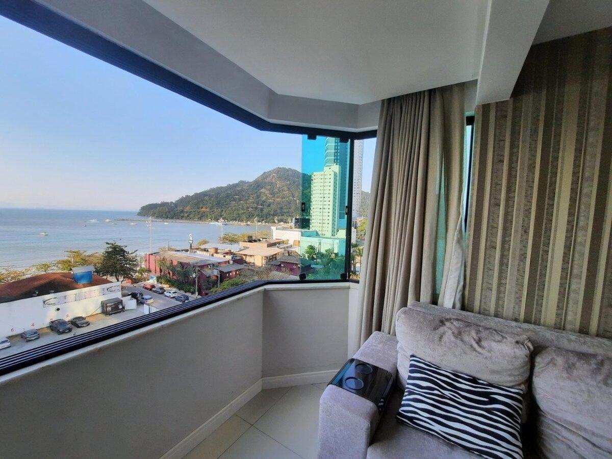 3 Suites Linda Vista Da Orla De Bc A 50M Da Praia - Somente Familiares Balneário Camboriú Esterno foto