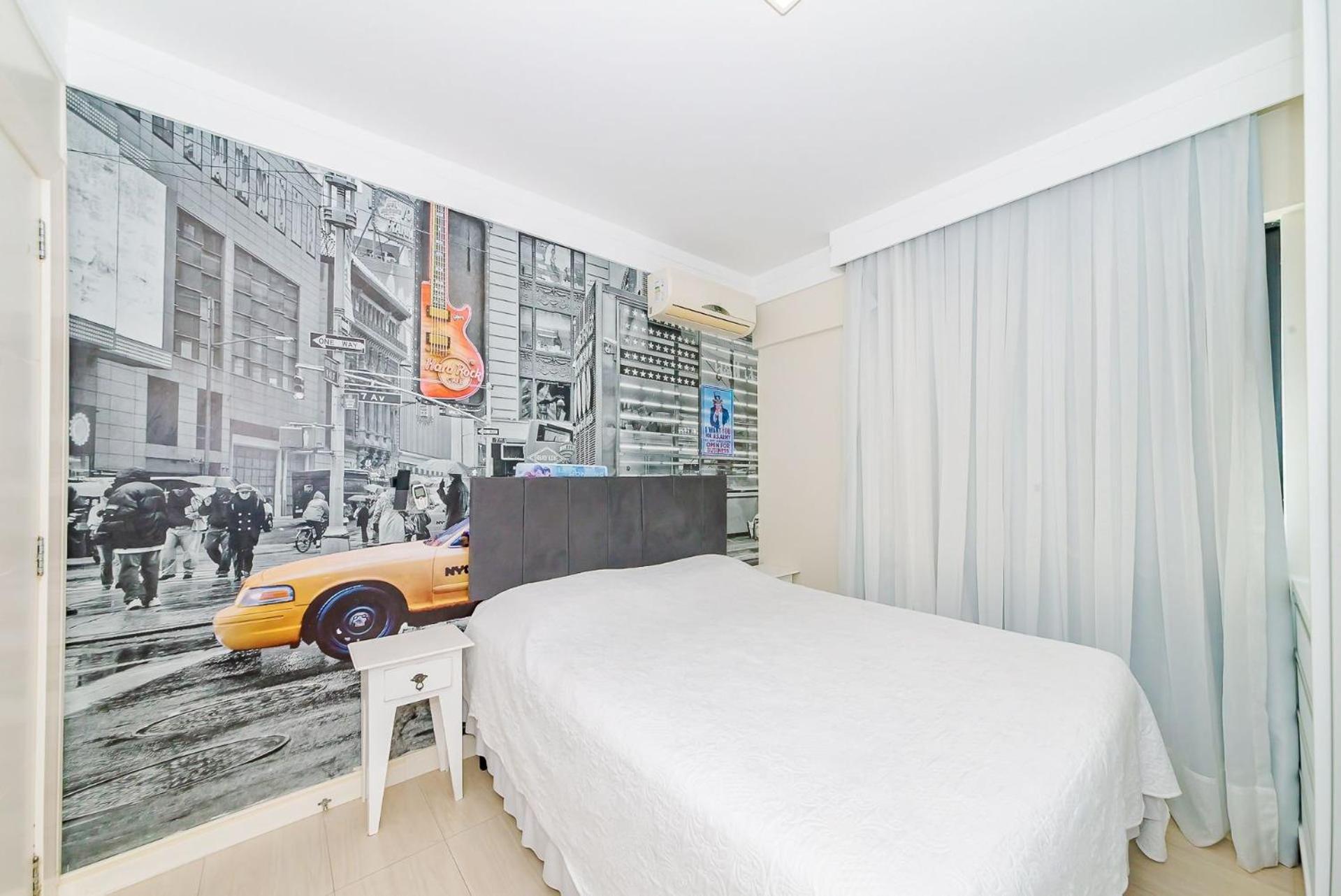 3 Suites Linda Vista Da Orla De Bc A 50M Da Praia - Somente Familiares Balneário Camboriú Esterno foto