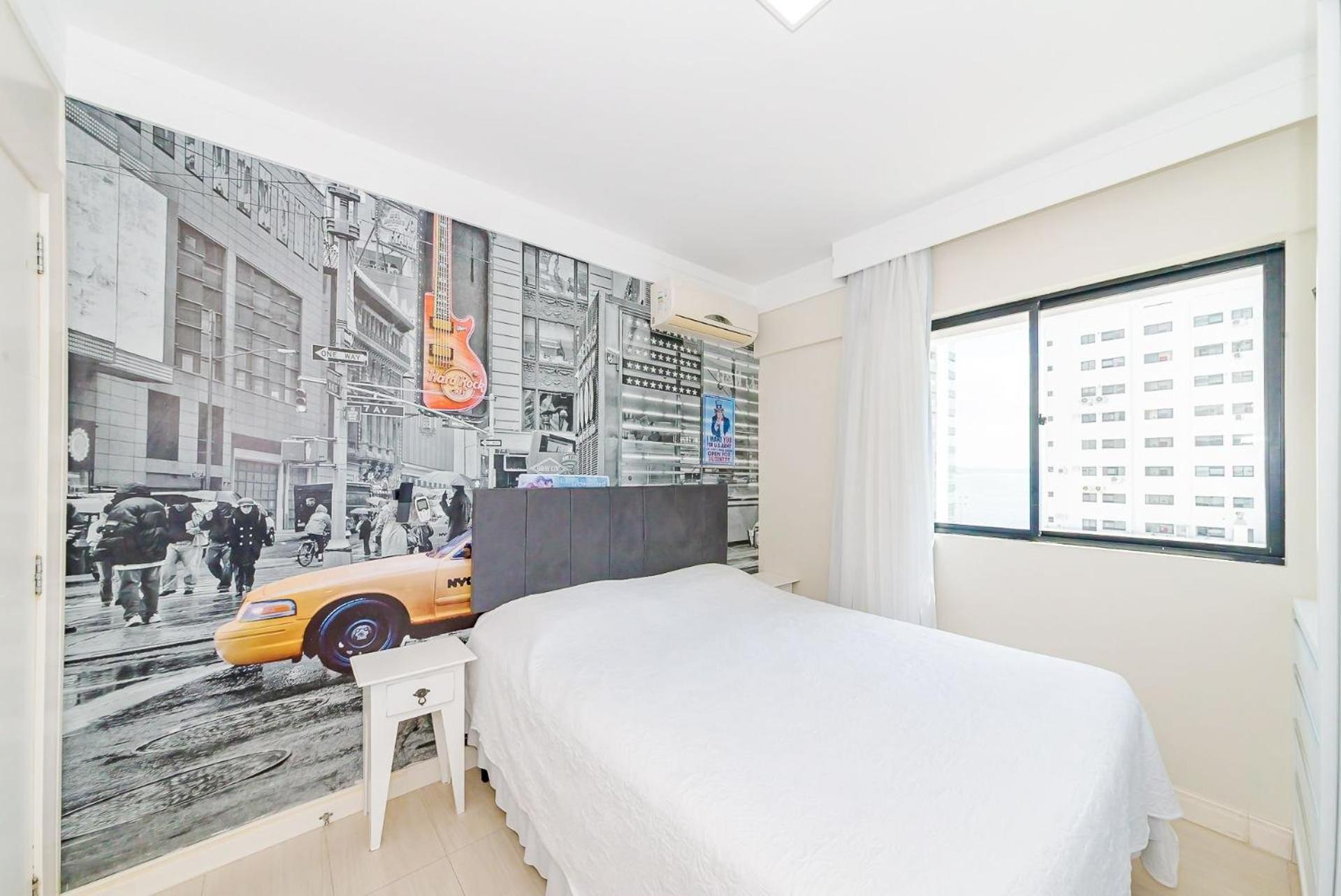 3 Suites Linda Vista Da Orla De Bc A 50M Da Praia - Somente Familiares Balneário Camboriú Esterno foto