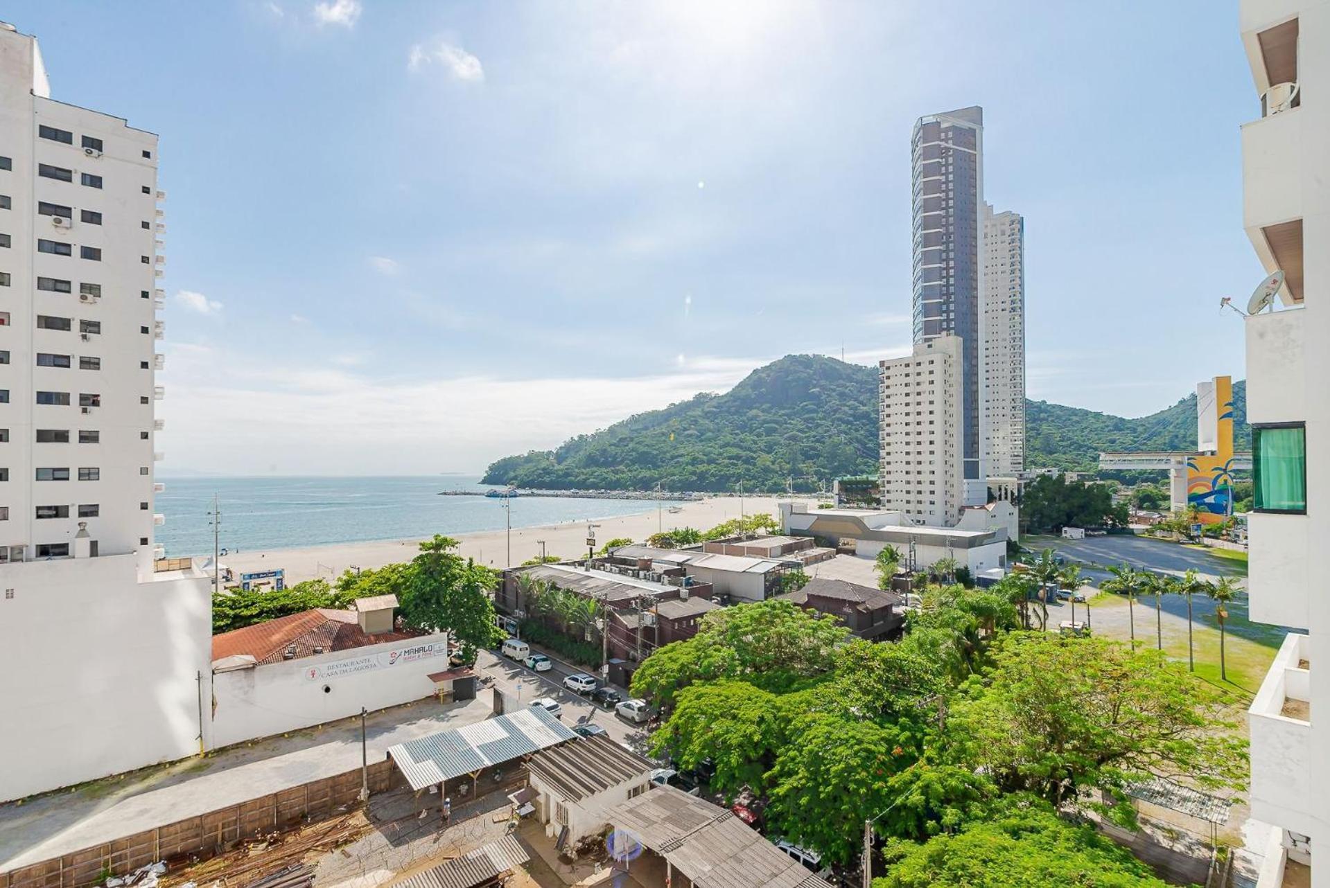 3 Suites Linda Vista Da Orla De Bc A 50M Da Praia - Somente Familiares Balneário Camboriú Esterno foto